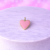Charms Cœur Rose Émaillé – Douceur Intemporelle