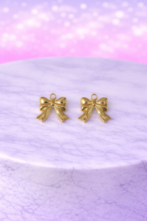 Charms Nœud Doré – Élégance Classique