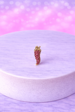 Charms Corne Rosée Argentée – Protection Symbolique & Éclat Délicat