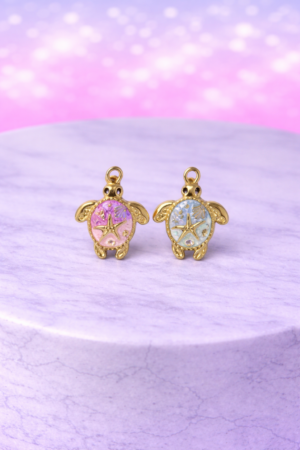 Charms Tortue Dorée – Symbole de Protection et d’Évasion