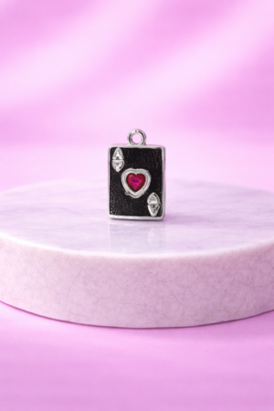 Charms Carte As de Cœur Rose – Porte-Bonheur Étincelant Argenté