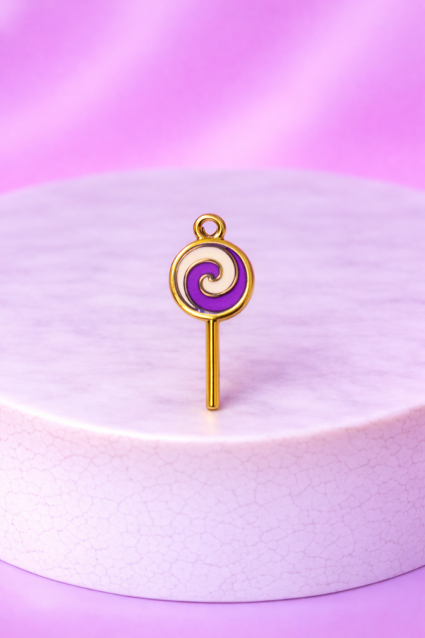 ChatGPT Image 20 déc. 2025, 22_09_09 Charms Sucette Spirale Violet & Rose – Style Gourmand & Kawaii