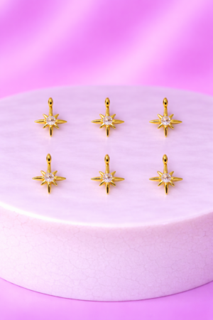 Charms Étoile du Nord Dorée – Strass Blanc Étincelant