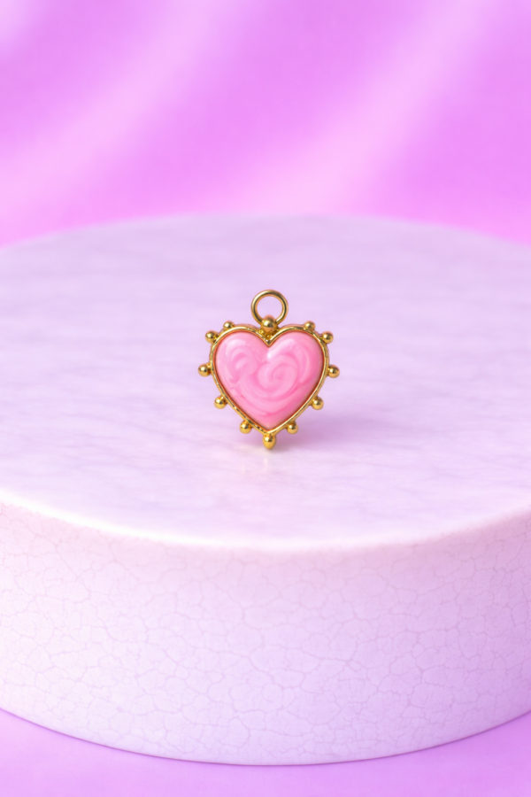 ChatGPT Image 21 déc. 2025, 05_39_13 Charms Cœur Rosé Émaillé – Détail Doré au Style Romantique