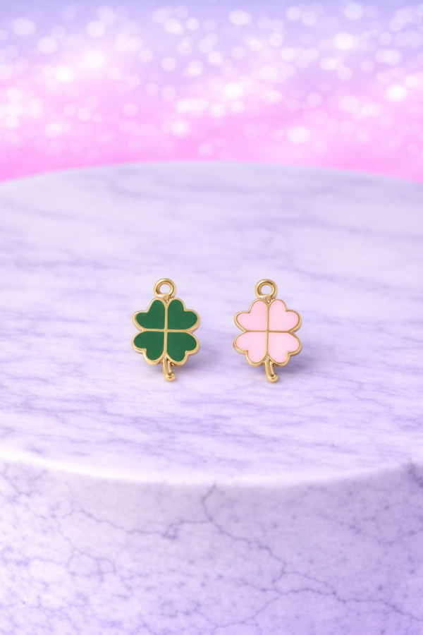 Charms Trèfle Doré – Chance, Protection & Douce Élégance