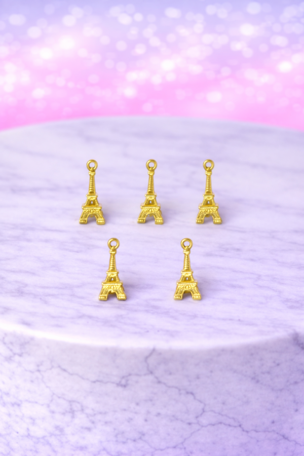 b8b01ea2-17b8-4065-9c57-fb5d2c941b96 Charms Tour Eiffel Doré – Icône Parisienne
