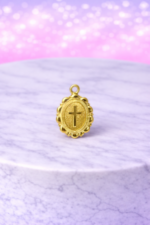 Charms Médaille Croix Dorée – Foi, Protection & Élégance