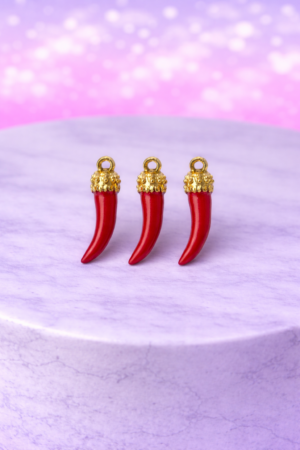 Charms Piment Rouge Doré – Passion, Chance & Caractère